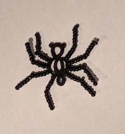 Tatted spider with beaded legs